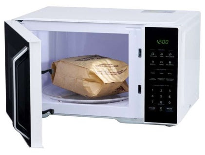 Midea microondas 1,1pc puerta negra gabinete blanco MMDX11S2BW-CA